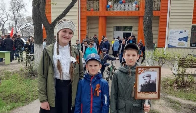 Мы вместе с прадедушкой на Дне Победы!