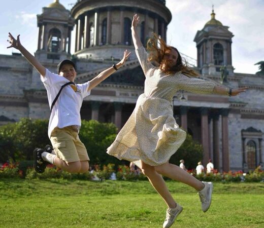 Вверх